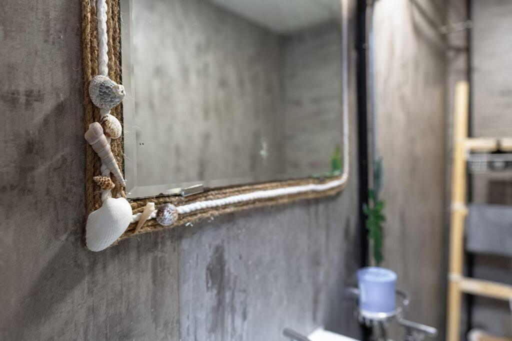 Appartement 2 Bedroom Industrial In Saigon